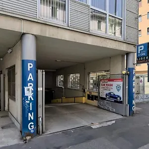 https://prestigioso-trilocale-sui-navigli-con-a-c-wi-fi.it-lombardy.com